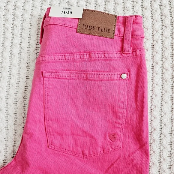 Judy Blue High Rise Garment Dyed 90's Straight Leg Jeans Barbie Pink 11/30 NWT - Picture 9 of 11